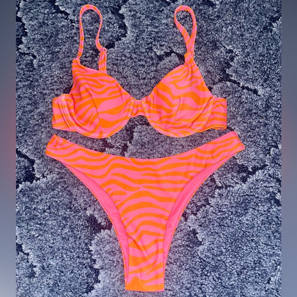 Zebra Striped Underwire Bikini Swimsuit